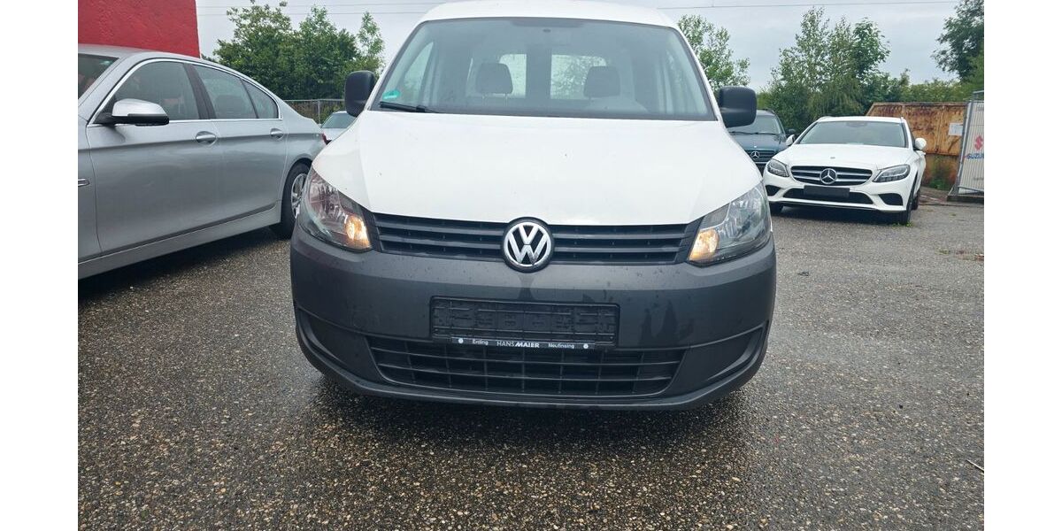 VW Caddy 95.000 km 3.699 &euro; Rosenheim 83026