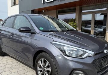 Hyundai i20 97.000 km 9.900 &euro; Rohrdorf-Thansau 83101