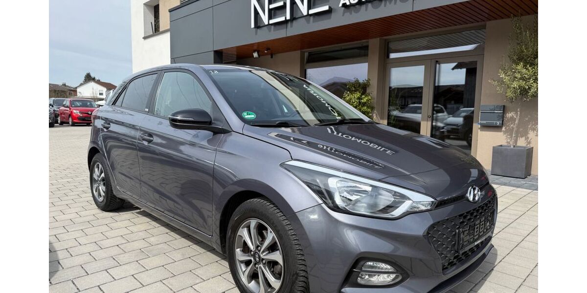 Hyundai i20 97.000 km 9.900 &euro; Rohrdorf-Thansau 83101