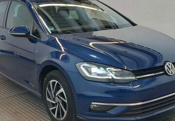 VW Golf 93.149 km 8.200 &euro; Rosenheim 83026