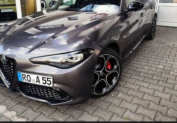 Alfa Romeo Giulia 7.000 km 54.950 &euro; Rosenheim 83022