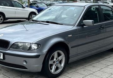 BMW 318 150.000 km 4.900 &euro; Rosenheim 83024