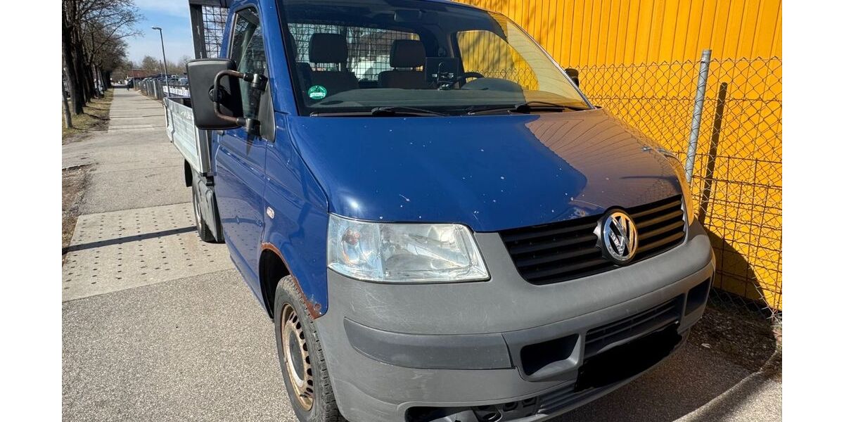 VW T5 Transporter 330.000 km 4.750 &euro; Rosenheim 83026