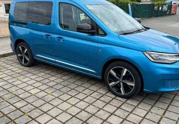 VW Caddy 98.000 km 26.500 &euro; Rosenheim 83022