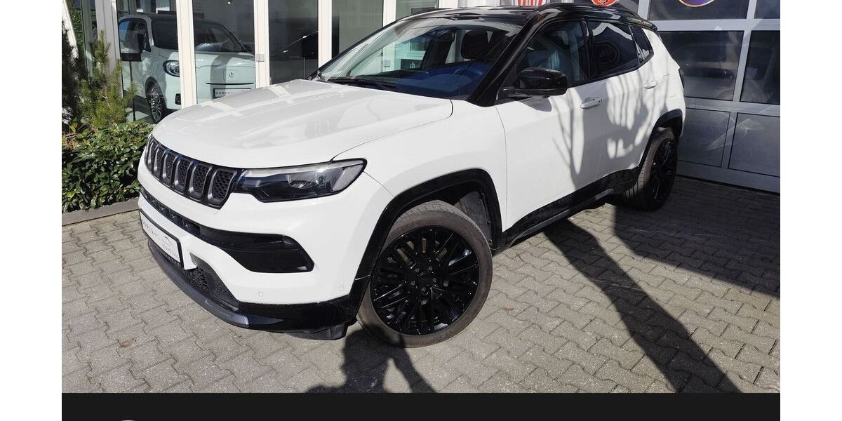 Jeep Compass 28.000 km 28.450 &euro; Rosenheim 83022