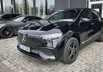 Mercedes-Benz EQA 8.000 km 61.416 &euro; Raubling 83064