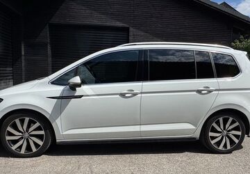 VW Touran 178.000 km 17.999 &euro; Rohrdorf 83101