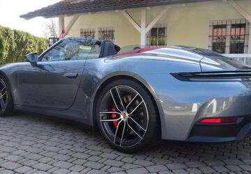 Porsche 992 6.000 km 172.500 &euro; Schnaitsee 83530