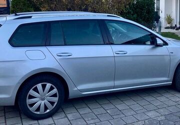 VW Golf 93.500 km 12.750 &euro; Bad Aibling 83043