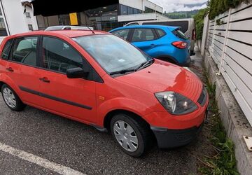 Ford Fiesta 99.000 km 850 &euro; Rosenheim 83026
