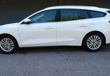 Ford Focus 98.122 km 11.900 &euro; Rosenheim 83026