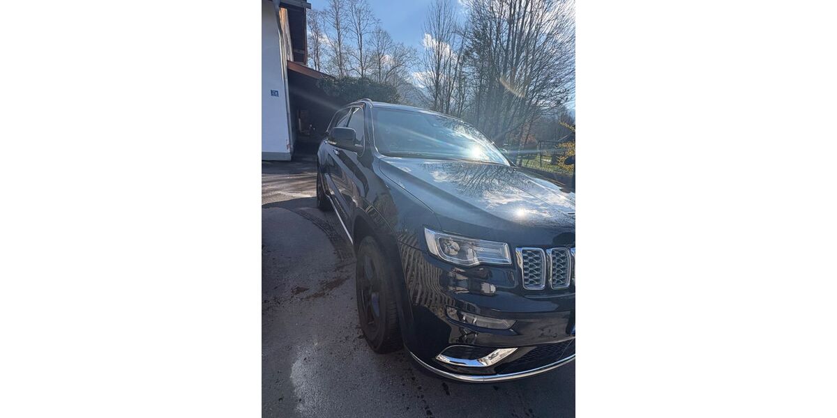 Jeep Grand Cherokee 65.000 km 28.100 &euro; Fischbachau 83730