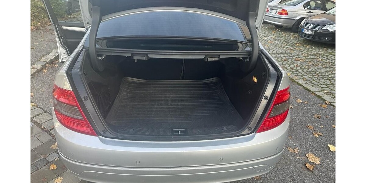 Mercedes-Benz C 200 167.000 km 10.750 &euro; Rosenheim 83013