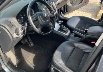 Skoda Octavia 215.000 km 3.100 &euro; Kolbermoor 83059