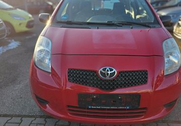 Toyota Yaris 259.670 km 699 &euro; Rosenheim 83026