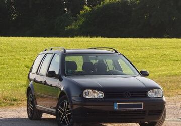 VW Golf 121.500 km 1.300 &euro; Bruckmühl 83052