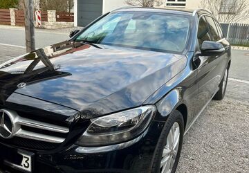Mercedes-Benz C 220 90.000 km 23.900 &euro; Aying 85653