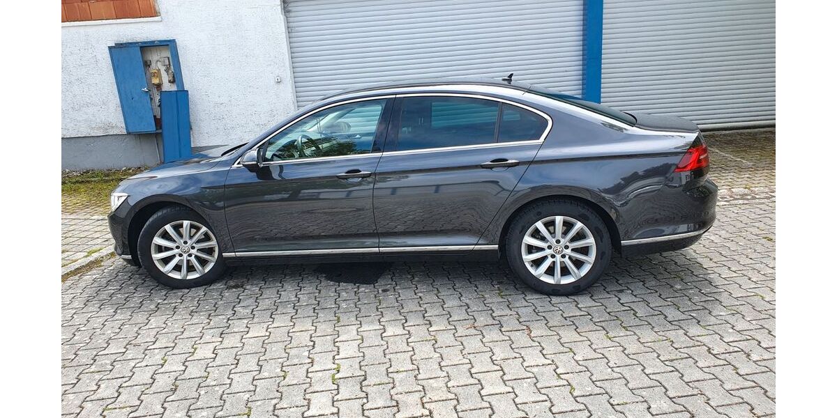 VW Passat 152.000 km 15.990 &euro; Grafing 85567