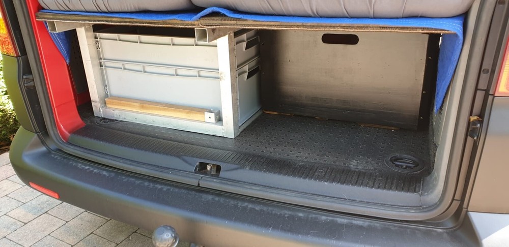 VW T5 Caravelle 225.000 km 11.900 &euro; Brannenburg 83098