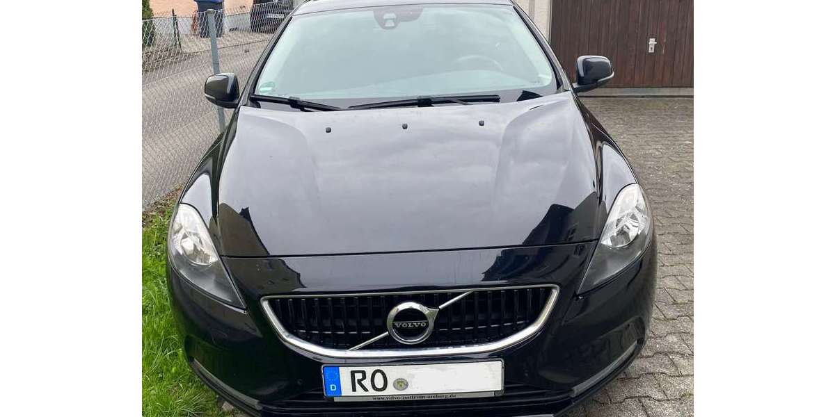 Volvo V40 200.000 km 6.000 &euro; Rosenheim 83026