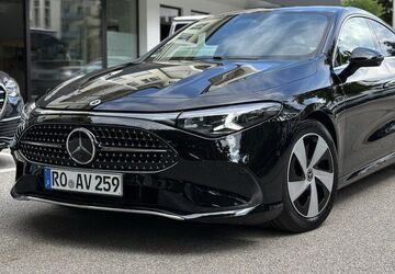 Mercedes-Benz CLA 200 8.000 km 43.900 &euro; Raubling 83064