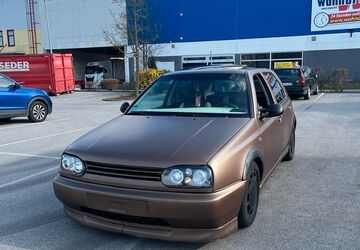 VW Golf 218.532 km 999 &euro; Kolbermoor 83059
