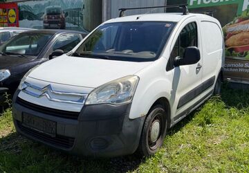 Citroen Berlingo 163.000 km 1.699 &euro; Rosenheim 83022
