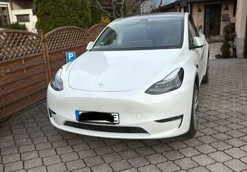 Tesla Model Y 71.000 km 33.500 &euro; Rosenheim 83024