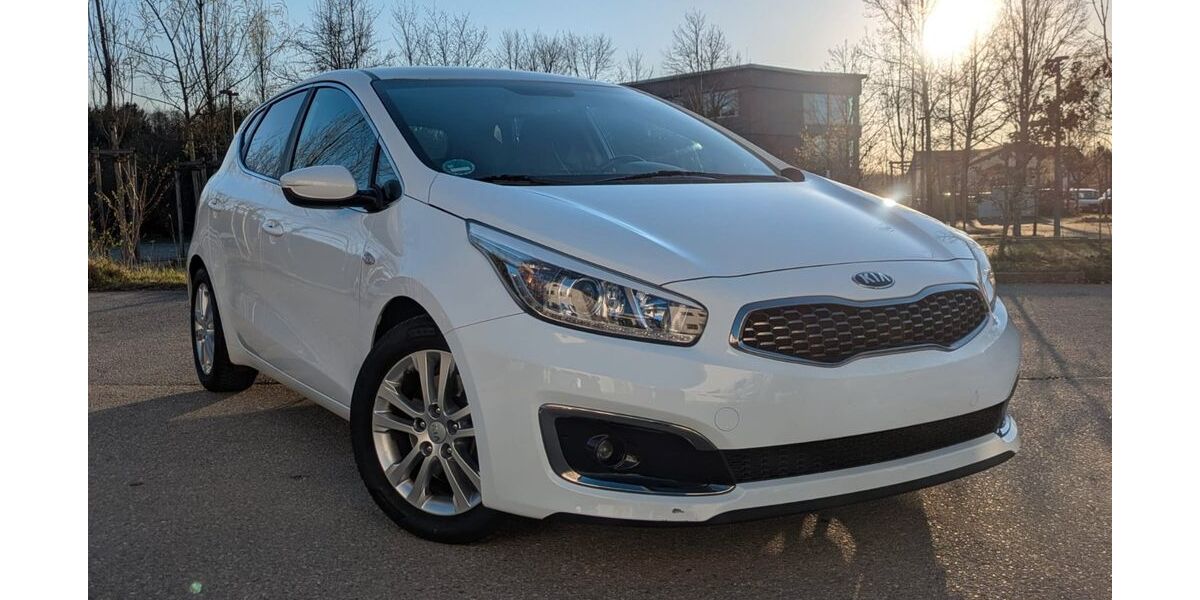 Kia ceed / Ceed 90.000 km 10.000 &euro; Grafing 85567