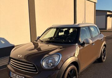 Mini Countryman D (Cooper) 142.000 km 5.600 &euro; Rosenheim 83022