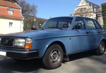Volvo 244 117.000 km 15.950 &euro; Ebersberg, St 85560
