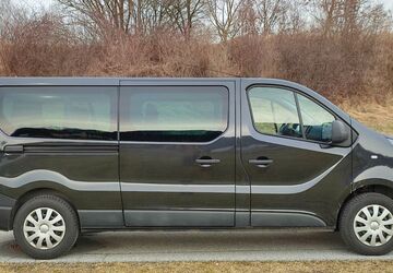 Opel Vivaro 126.000 km 18.200 &euro; Rohrdorf 83101