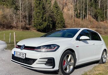 VW Golf 128.000 km 17.900 &euro; Rosenheim 83022