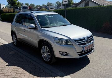 VW Tiguan 150.856 km 5.999 &euro; Rosenheim 83026