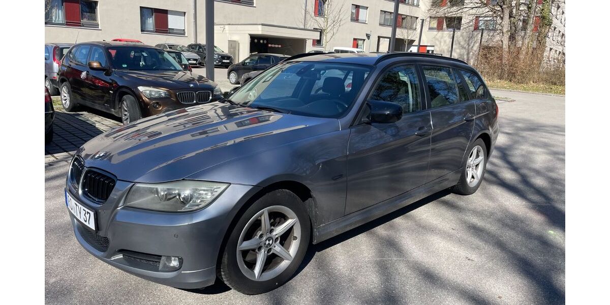 BMW 318 353.000 km 2.490 &euro; Rosenheim 83024