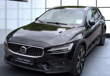 Volvo V60 Cross Country 39.290 km 43.990 &euro; Kolbermoor 83059