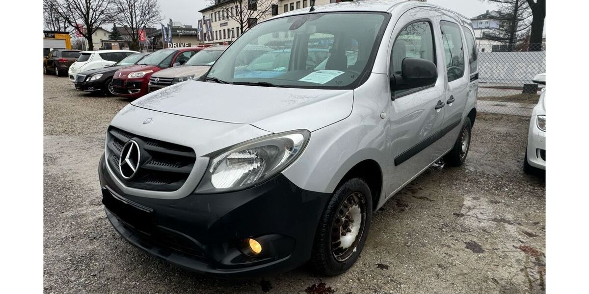 Mercedes-Benz Citan 220.000 km 4.550 &euro; Rosenheim 83026