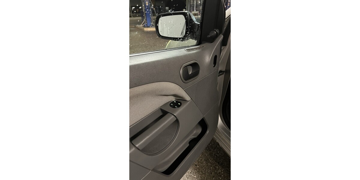 Ford Fiesta 165.000 km 2.400 &euro; Rosenheim 83013