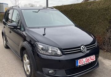 VW Touran 256.984 km 5.499 &euro; Rosenheim 83026