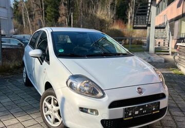 Fiat Punto 129.321 km 3.399 &euro; Rosenheim 83026