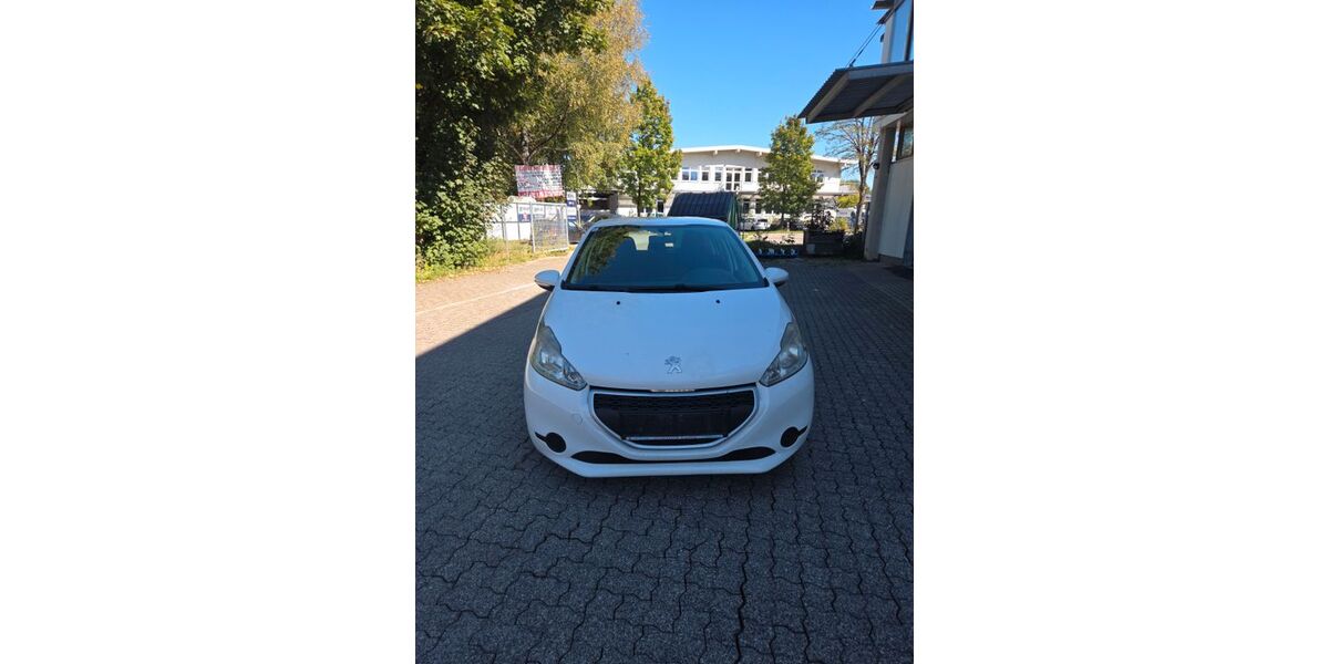 Peugeot 208 260.000 km 2.300 &euro; Rosenheim 83026