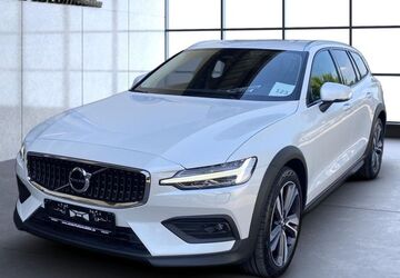 Volvo V60 Cross Country 15.990 km 42.990 &euro; Kolbermoor 83059